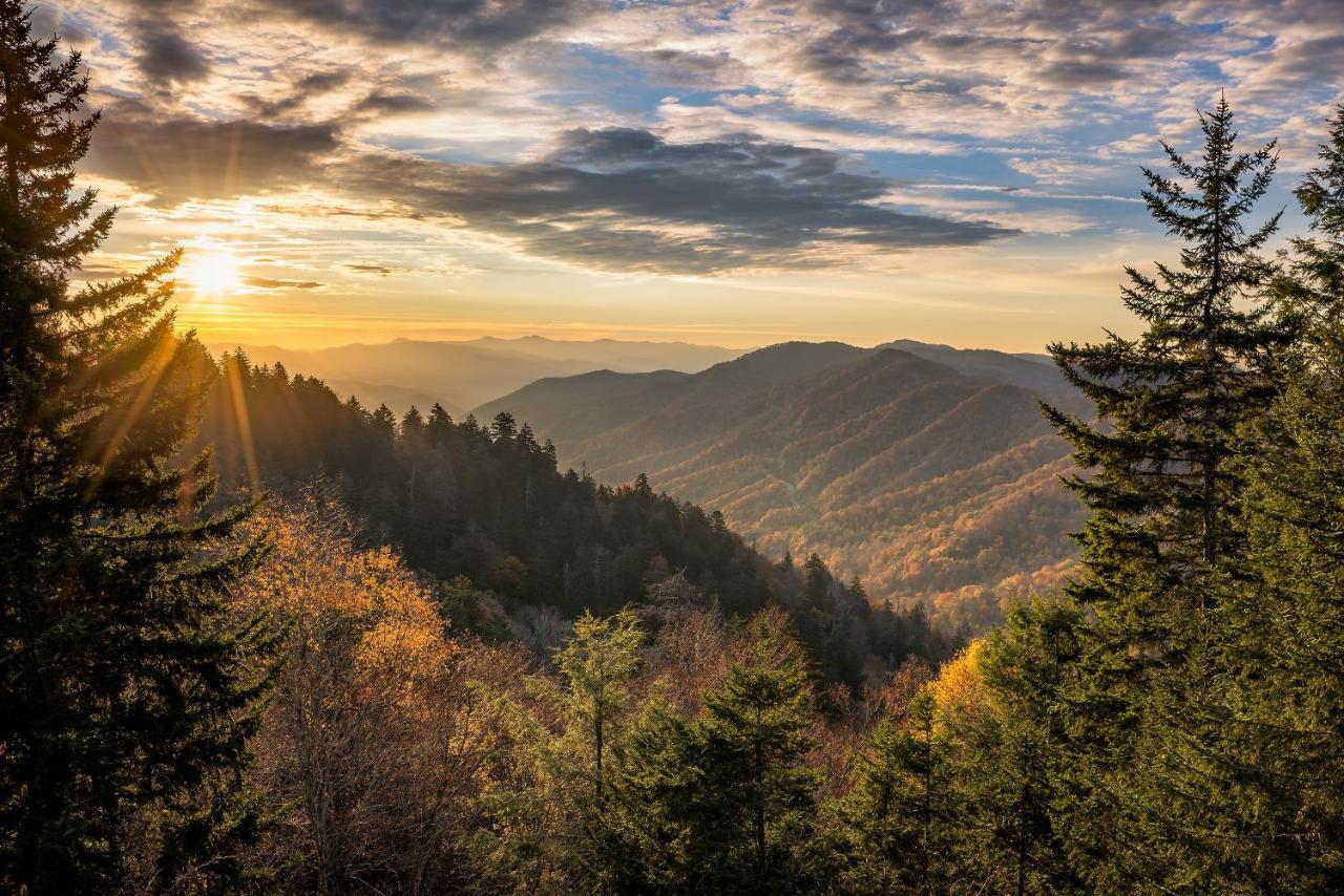 Pine Tree Lodge Gatlinburg Εξωτερικό φωτογραφία