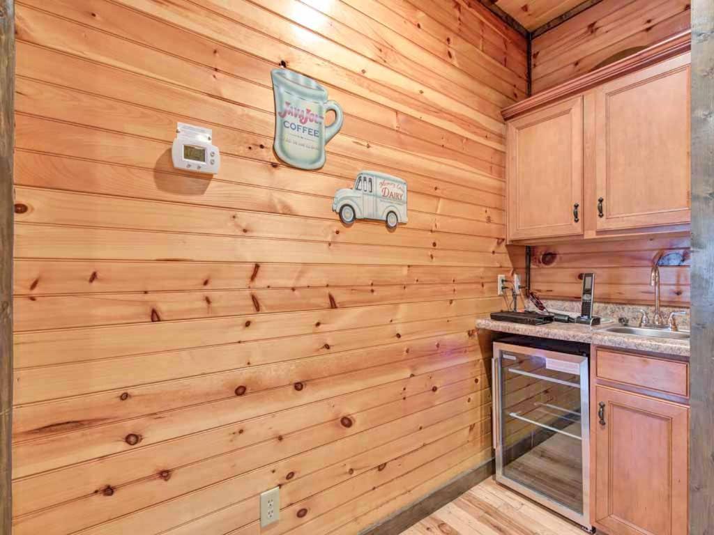 Pine Tree Lodge Gatlinburg Εξωτερικό φωτογραφία