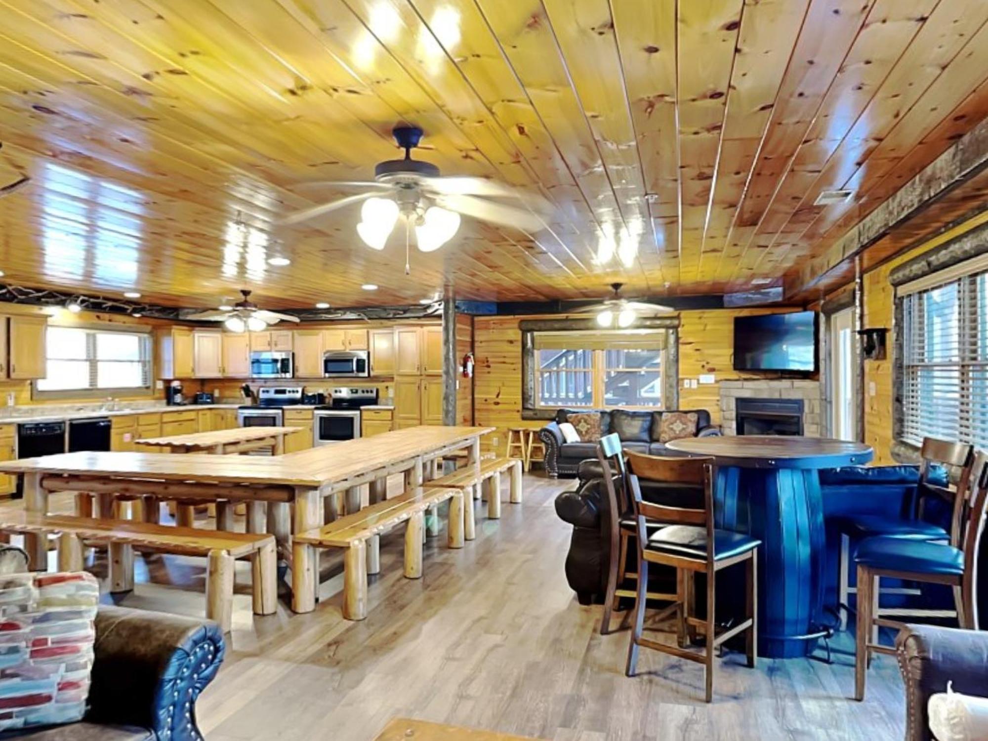 Pine Tree Lodge Gatlinburg Εξωτερικό φωτογραφία
